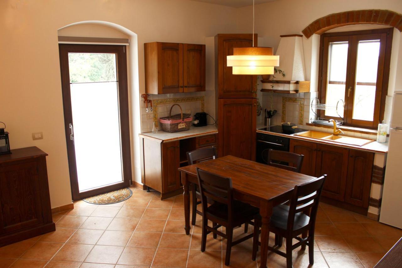 Agriturismo Il Broletto Суверето Экстерьер фото